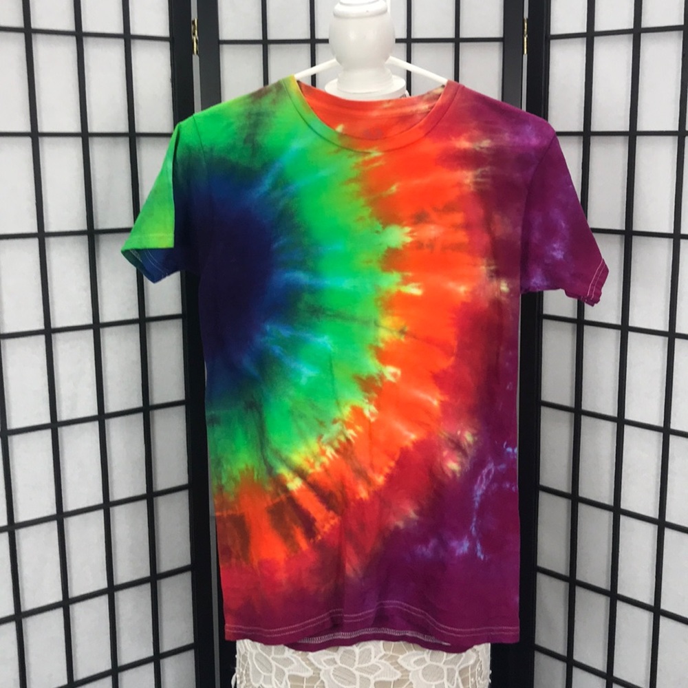 Hand Tied Tye Dye Shirt NWOT Preshrunk